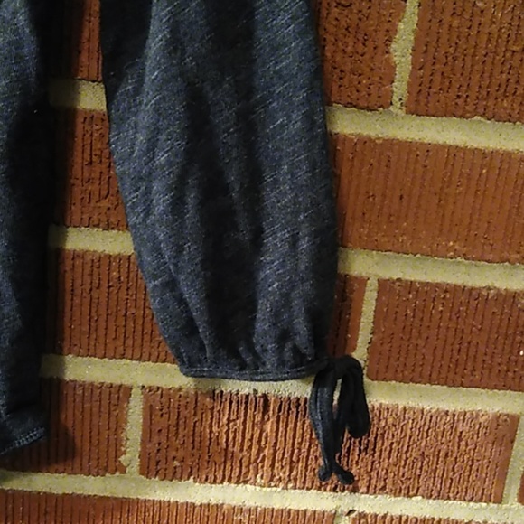 Old Navy Top - Picture 3 of 4